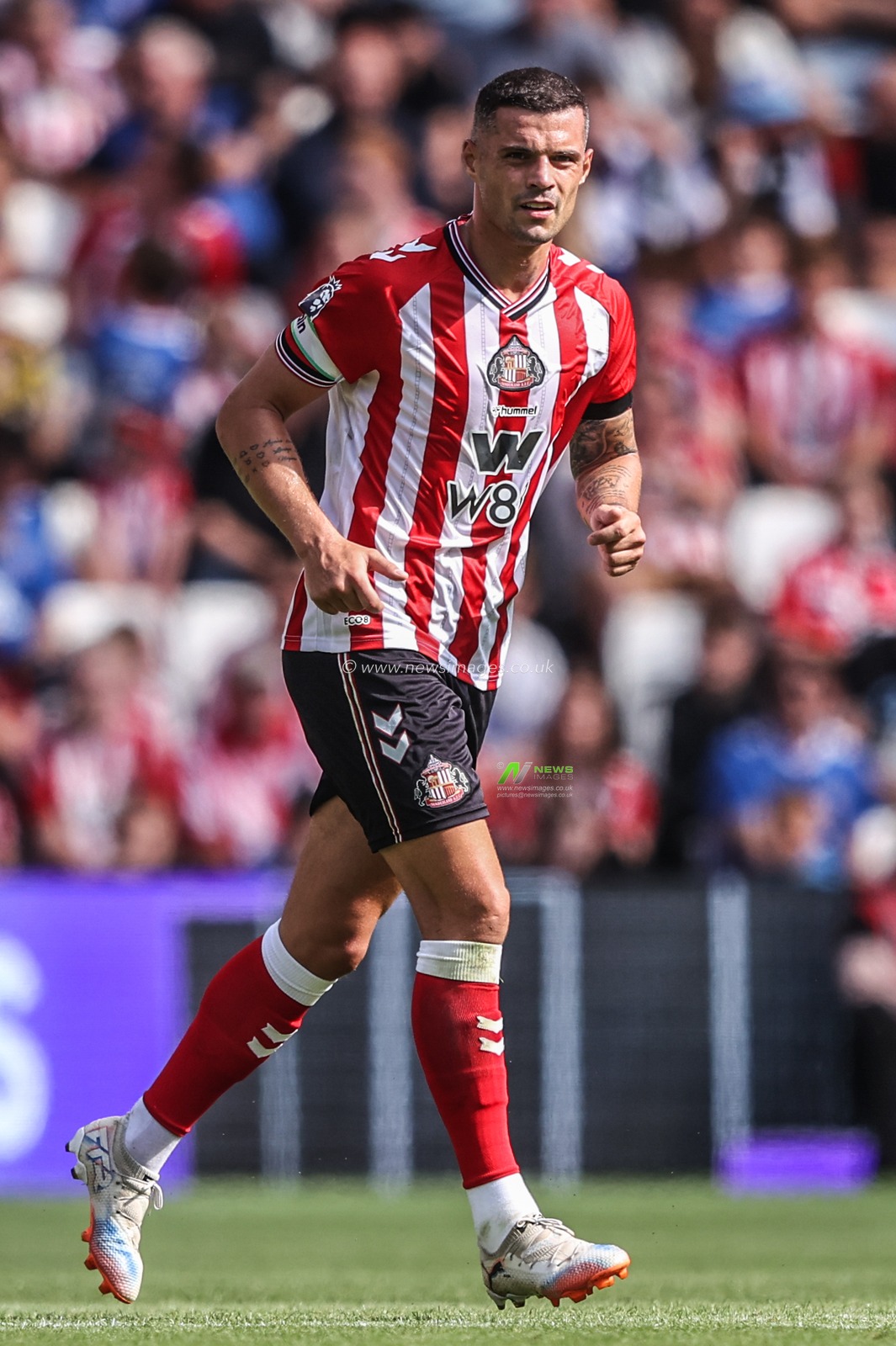 during the Premier League match Sunderland vs West Ham United at Stadium Of Light, Sunderland, United Kingdom, 16th August 2025

(Photo by Alfie Cosgrove/News Images)