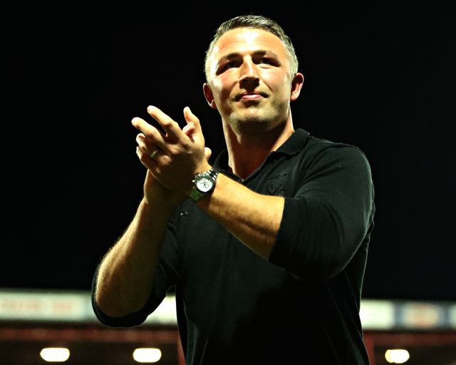 Sam Burgess, head coach of Warrington Wolves  applauds the fans after the Betfred Super League round 27 match Hull KR vs Warrington Wolves at Sewell Group Craven Park, Kingston upon Hull, United Kingdom, 18th September 2025(Photo by Sam Eaden/News Images)