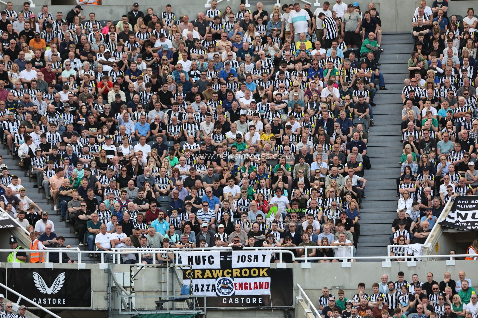 Newcastle fans during the Premier League match Newcastle United vs Brighton and Hove Albion at St. James's Park, Newcastle, United Kingdom, 11th May 2024

(Photo by Mark Cosgrove/News Images)