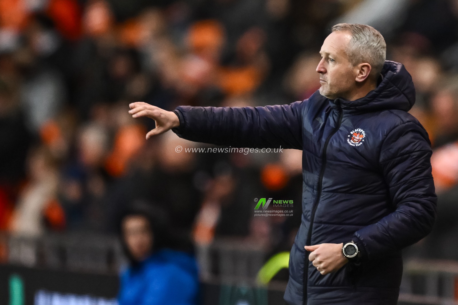 Neil Critchley Manager of Blackpool gives his team instructions during the Sky Bet League 1 match Blackpool vs Exeter City at Bloomfield Road, Blackpool, United Kingdom, 13th January 2024

(Photo by Craig Thomas/News Images)