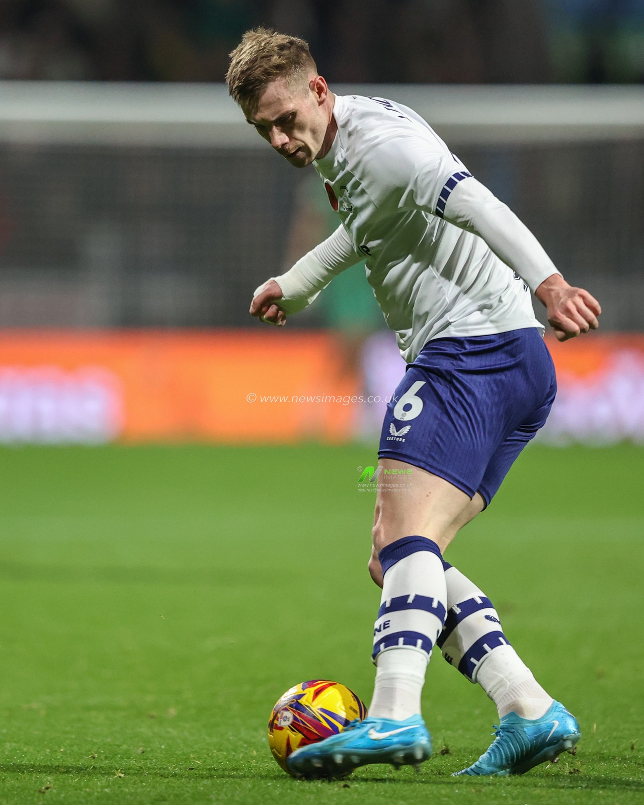 Liam Lindsay of Preston North End during the Sky Bet Championship match Preston North End vs Sunderland at Deepdale, Preston, United Kingdom, 6th November 2024

(Photo by Alfie Cosgrove/News Images)