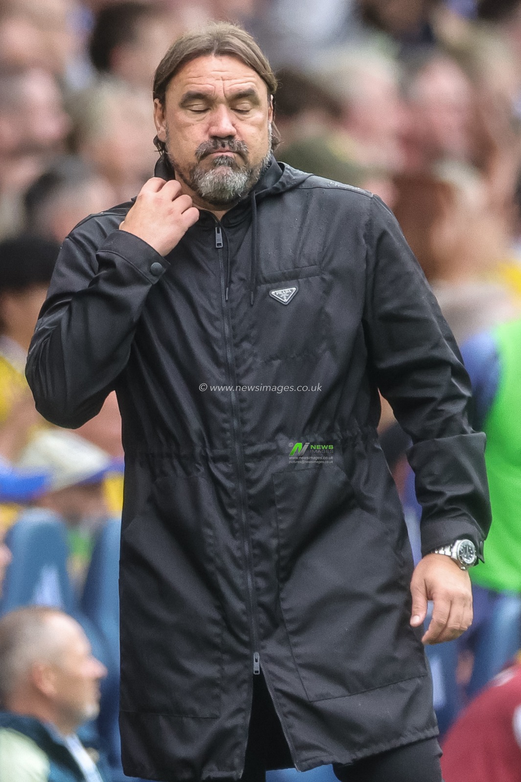 Daniel Farke manager of Leeds United reacts during the Premier League match Leeds United vs Brentford at Elland Road, Leeds, United Kingdom on 30 August 2026

(Photo by Mark Cosgrove/News Images)