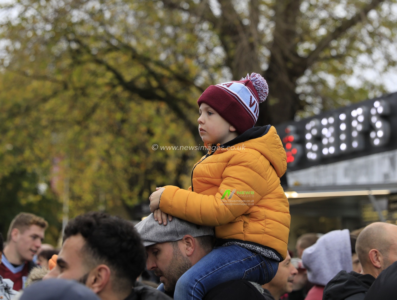 2nd November 2019, Villa Park, Birmingham, England; Premier League, Aston Villa v Liverpool : Young fans gains a vantage point to see the players arrive

Credit: Conor Molloy/News Images
