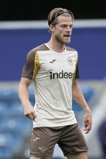 Vitaly Janelt of Brentford warming up ahead of the Pre-season friendly match Queens Park Rangers vs Brentford at Kiyan Prince Foundation Stadium, London, United Kingdom, 2nd August 2025

(Photo by Harvey Murphy/News Images)