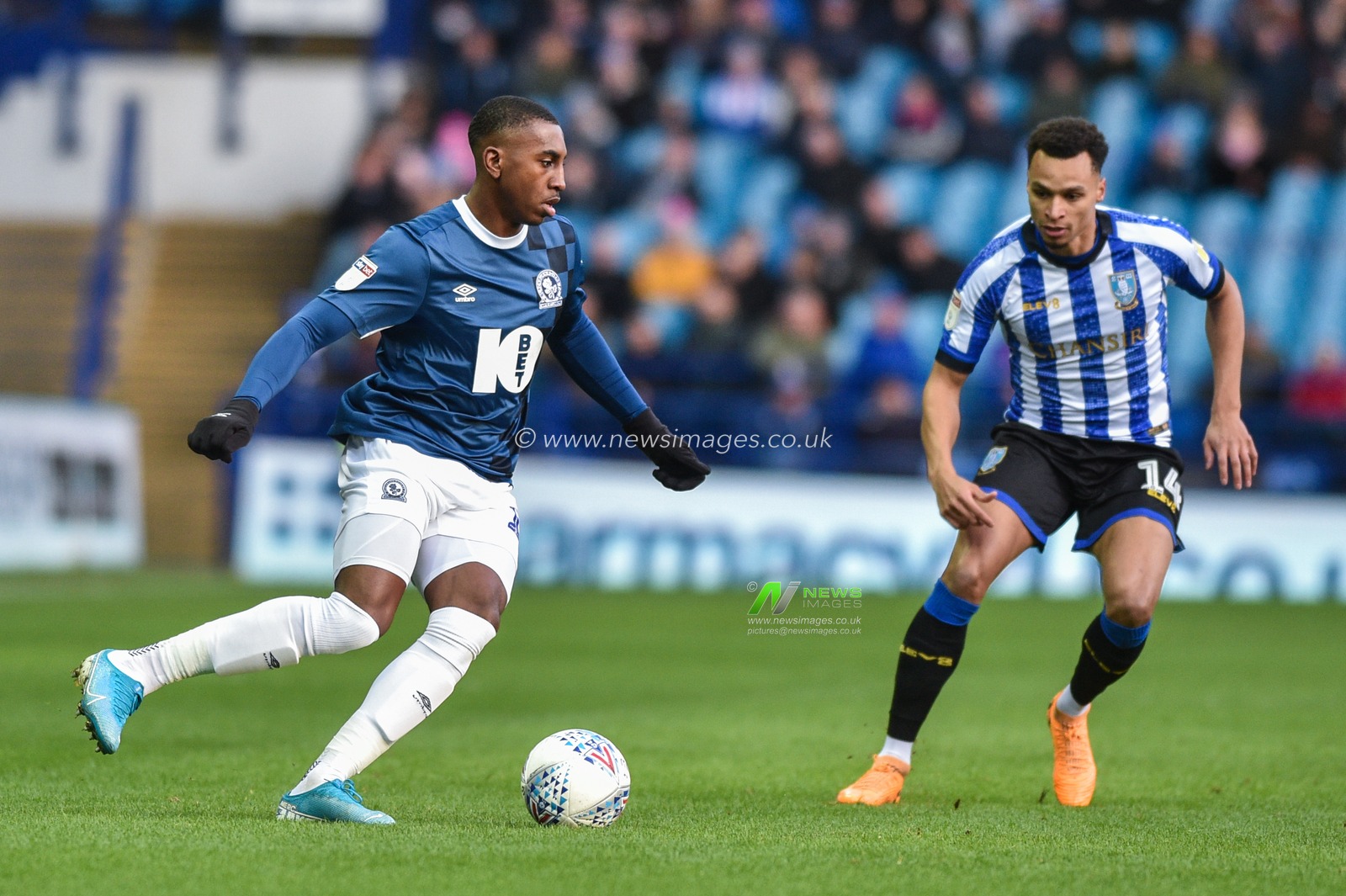 18th January 2020, Hillsborough, Sheffield, England; Sky Bet Championship, Sheffield Wednesday v Blackburn Rovers : Amariâ€™i Bell (17) of Blackburn Rovers 

Credit: Dean Williams/News Images