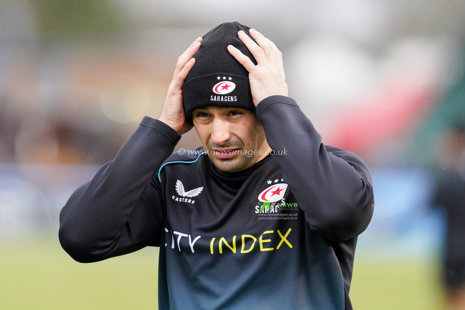 Alex Lozowski #13 of Saracens warming up