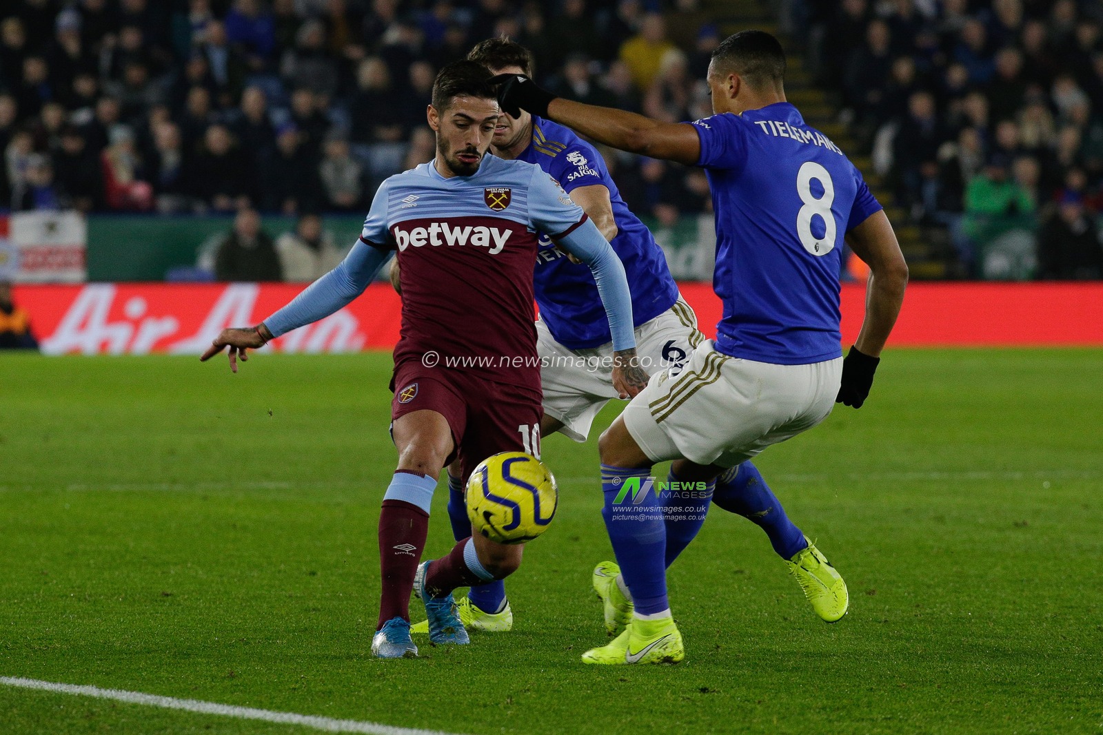 22nd January 2020, King Power Stadium, Leicester, England; Premier League, Leicester City v West Ham United : Manuel Lanzini (10) of West Ham United and Youri Tielemans (8) of Leicester City chase the loose ball