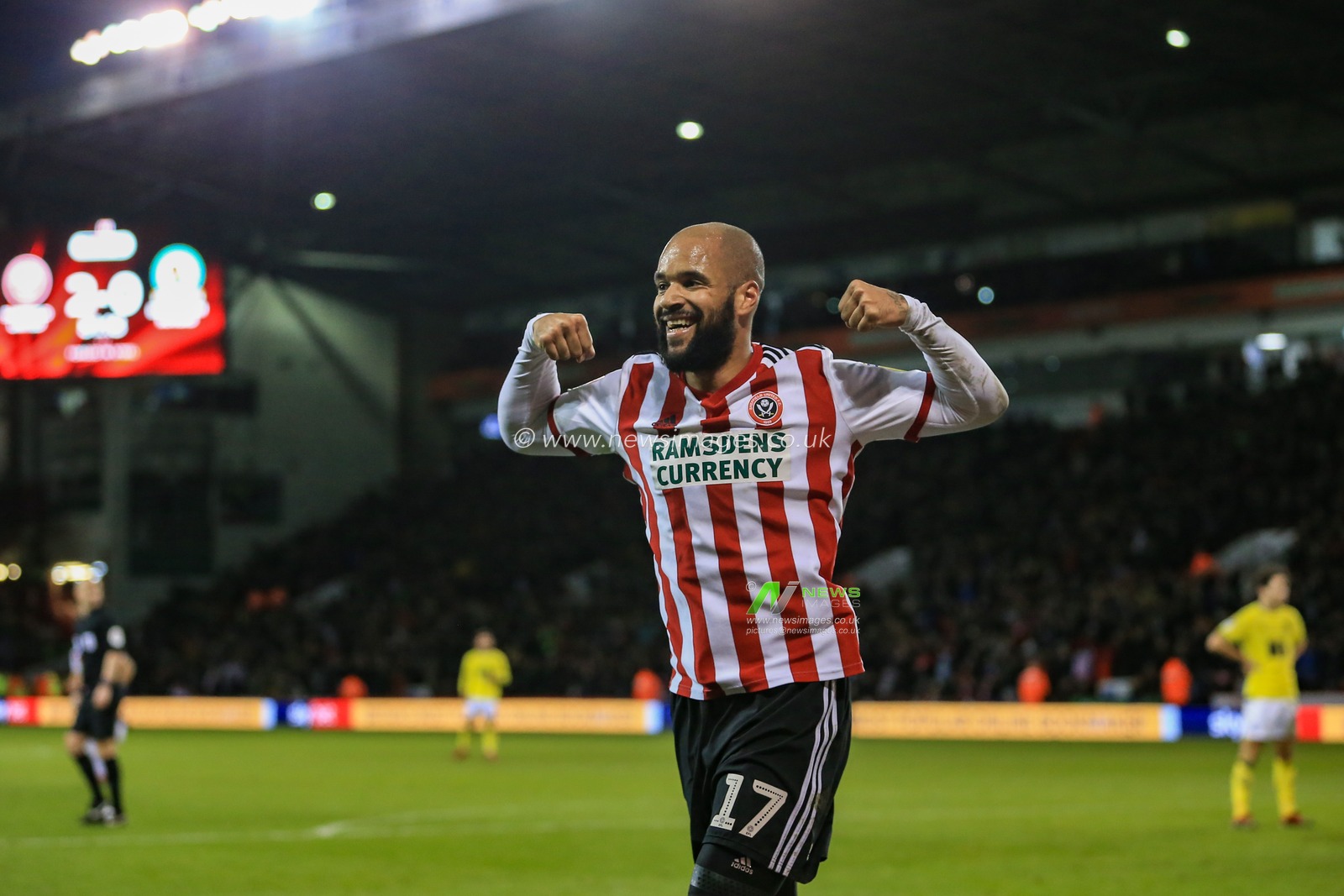 29th December 2018, Bramall Lane, Sheffield, England; Sky Bet Championship, Sheffield United vs Blackburn ; David McGoldrick (17) of Sheffield United celebrates his goal to make it 3-0



Credit: Mark Cosgrove/News Images

English Football League images are subject to DataCo Licence