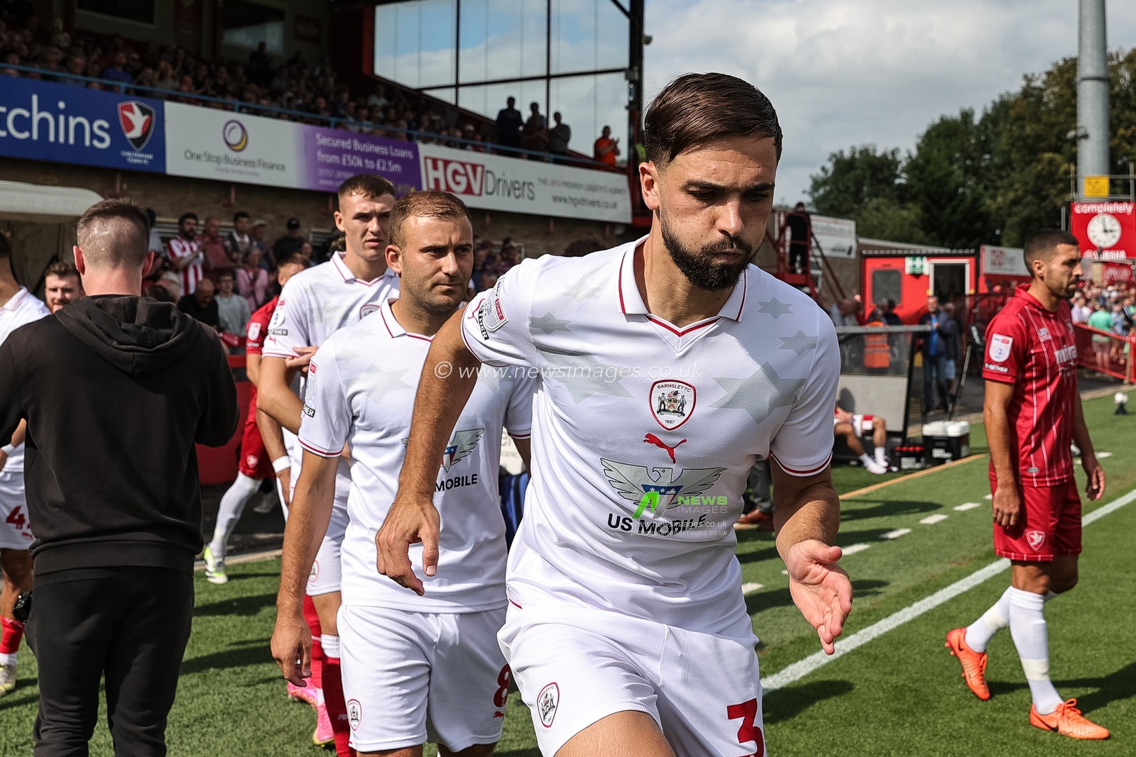 Adam Phillips #30 of Barnsley during the Sky Bet League 1 match Cheltenham Town vs Barnsley at The Jonny-Rocks Stadium, Cheltenham, United Kingdom, 2nd September 2023

(Photo by Mark Cosgrove/News Images)