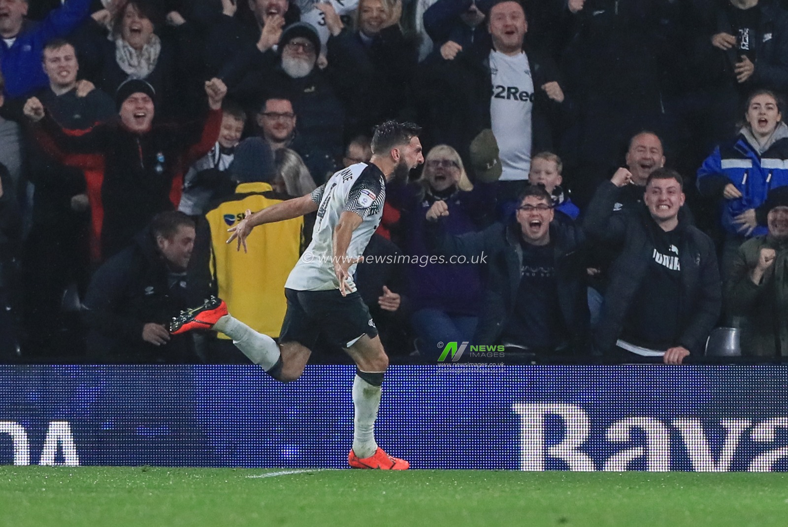 23rd October 2019, Pride Park Stadium, Derby, England; Sky Bet Championship, Derby County v Wigan Athletic : GraemeÂ Shinnie (4) of Derby County celebrates his goal to make it 1-0

Credit: Mark Cosgrove/News Images