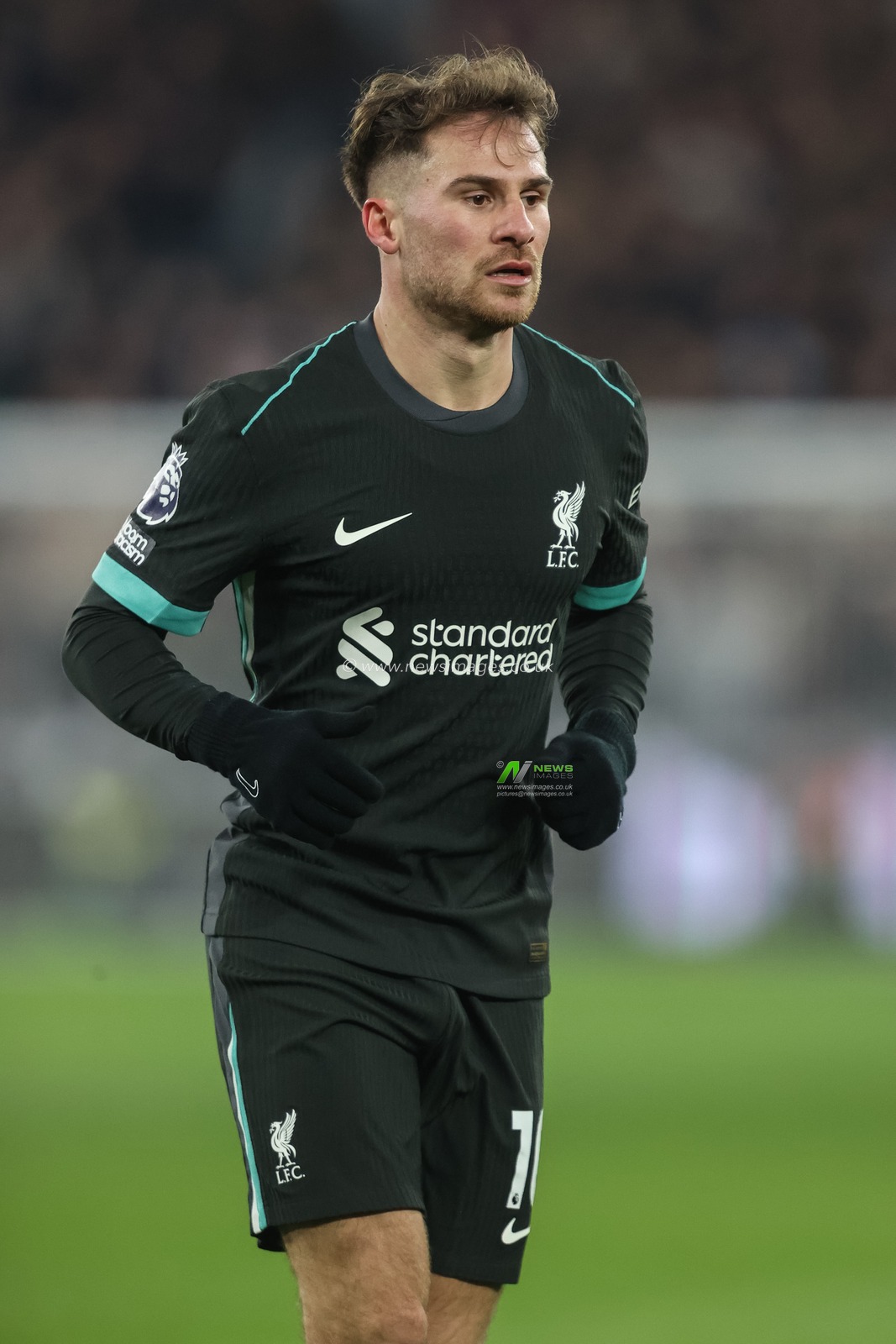 Alexis Mac Allister of Liverpool during the Premier League match West Ham United vs Liverpool at London Stadium, London, United Kingdom, 29th December 2024

(Photo by Alfie Cosgrove/News Images)