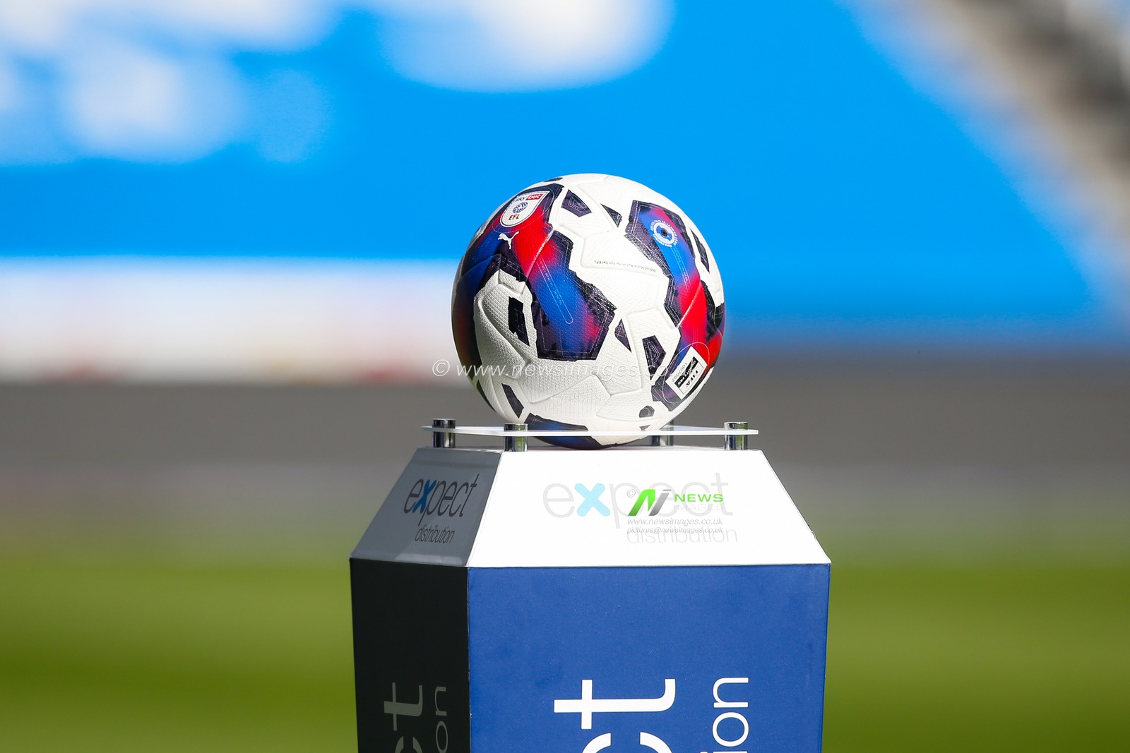 The Puma EFL match ball during the Sky Bet Championship match Huddersfield Town vs Cardiff City at John Smith's Stadium, Huddersfield, United Kingdom, 17th September 2022

(Photo by Ben Early/News Images)