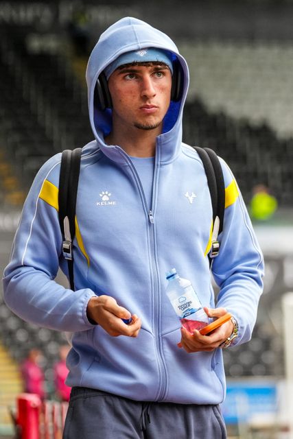 Nikoloz Chikovani of Watford arrives at the Swansea.com Stadium ahead of the Sky Bet Championship match Swansea City vs Watford at Swansea.com Stadium, Swansea, United Kingdom on 01 September 2026

(Photo by Andrew Lewis/News Images)