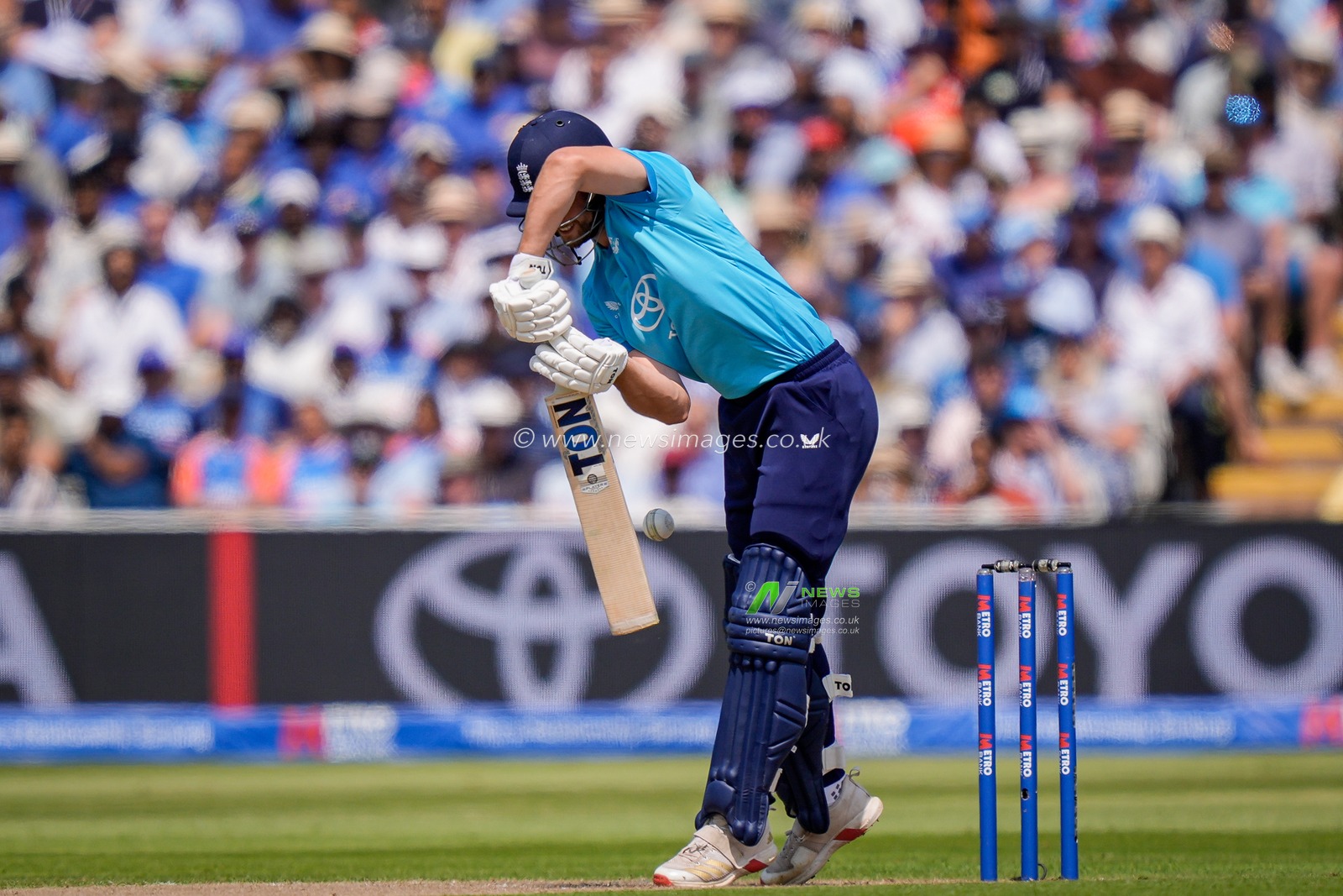 Will Jacks of England edges the ball and is caught out by KL Rahul of India during the 1st Metro Bank ODI match England vs India at Edgbaston, Birmingham, United Kingdom on 14 July 2026

(Photo by Maynard Manyowa/News Images)
