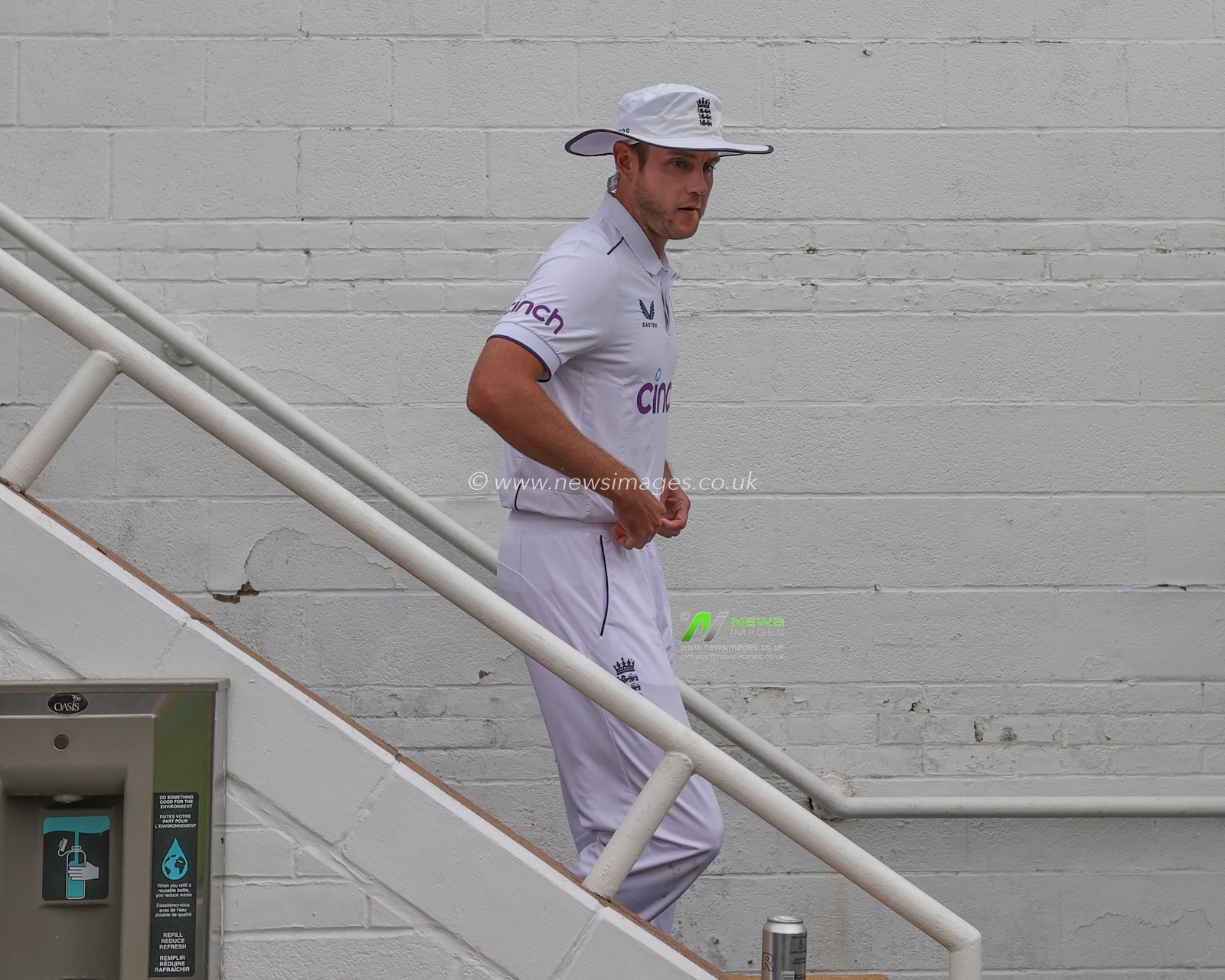 Stuart Broad of England comes out during the LV= Insurance Ashes Fifth Test Series Day Five England v Australia at The Kia Oval, London, United Kingdom, 31st July 2023

(Photo by Mark Cosgrove/News Images)