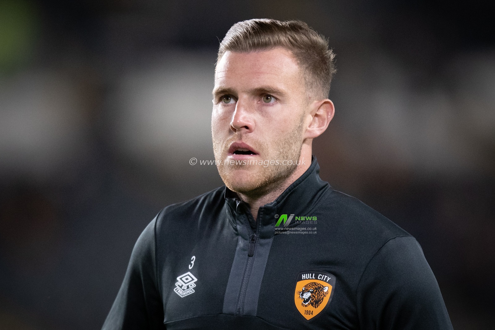 Callum Elder #3 of Hull City during the pre match warm up ahead of the Sky Bet Championship match Hull City vs Wigan Athletic at MKM Stadium, Hull, United Kingdom, 5th October 2022

(Photo by James Heaton/News Images)