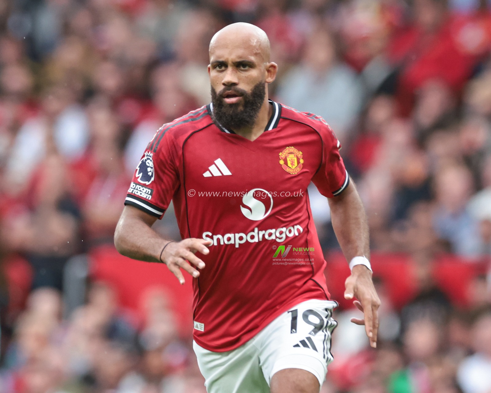 Bryan Mbeumo of Manchester United in action during the Premier League match Manchester United vs Burnley at Old Trafford, Manchester, United Kingdom, 30th August 2025

(Photo by Mark Cosgrove/News Images)