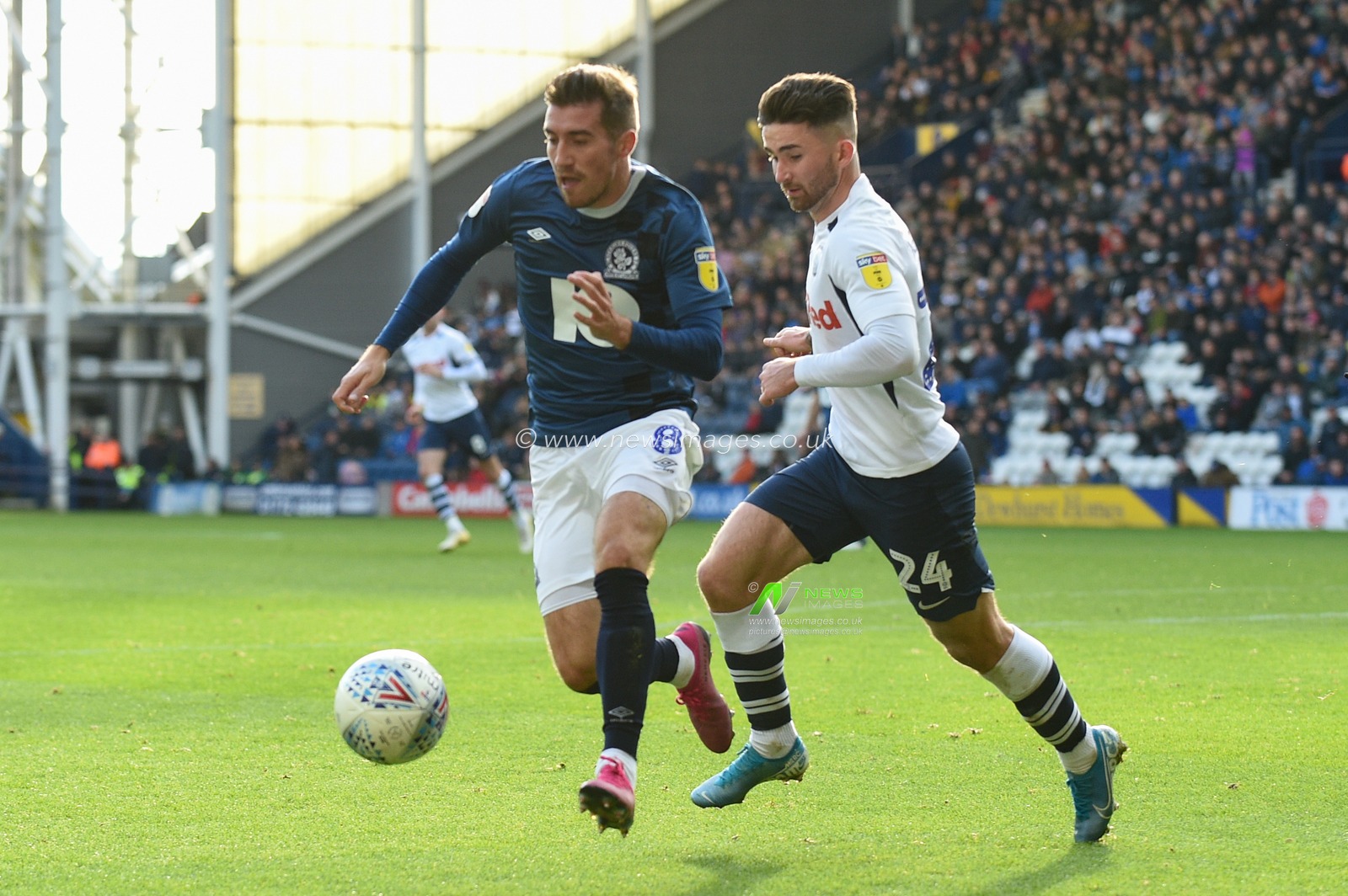 26th October 2019, Deepdale, Preston, England; Sky Bet Championship, Preston North End v Blackburn Rovers : Joe Rothwell (8) of Blackburn Rovers  under pressure from Ben Pearson (4) of Preston North End 

Credit: Richard Long/News Images
