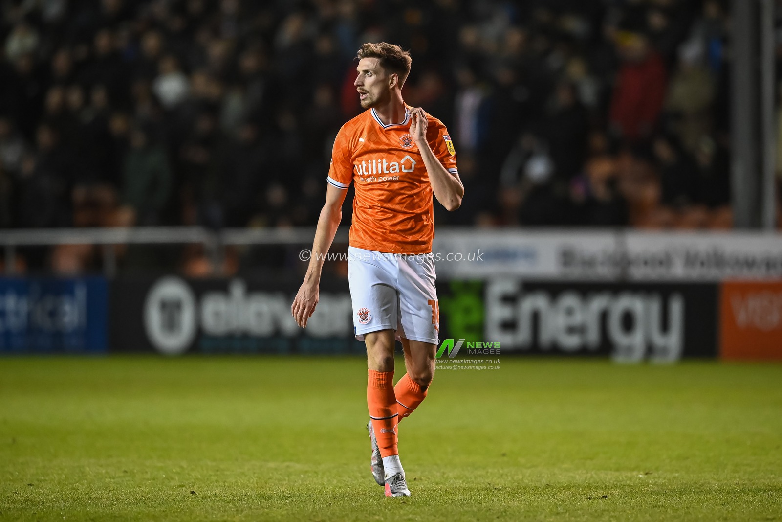Jake Beesley #18 of Blackpool during the Sky Bet Championship match Blackpool vs Sheffield United at Bloomfield Road, Blackpool, United Kingdom, 29th December 2022

(Photo by Craig Thomas/News Images)