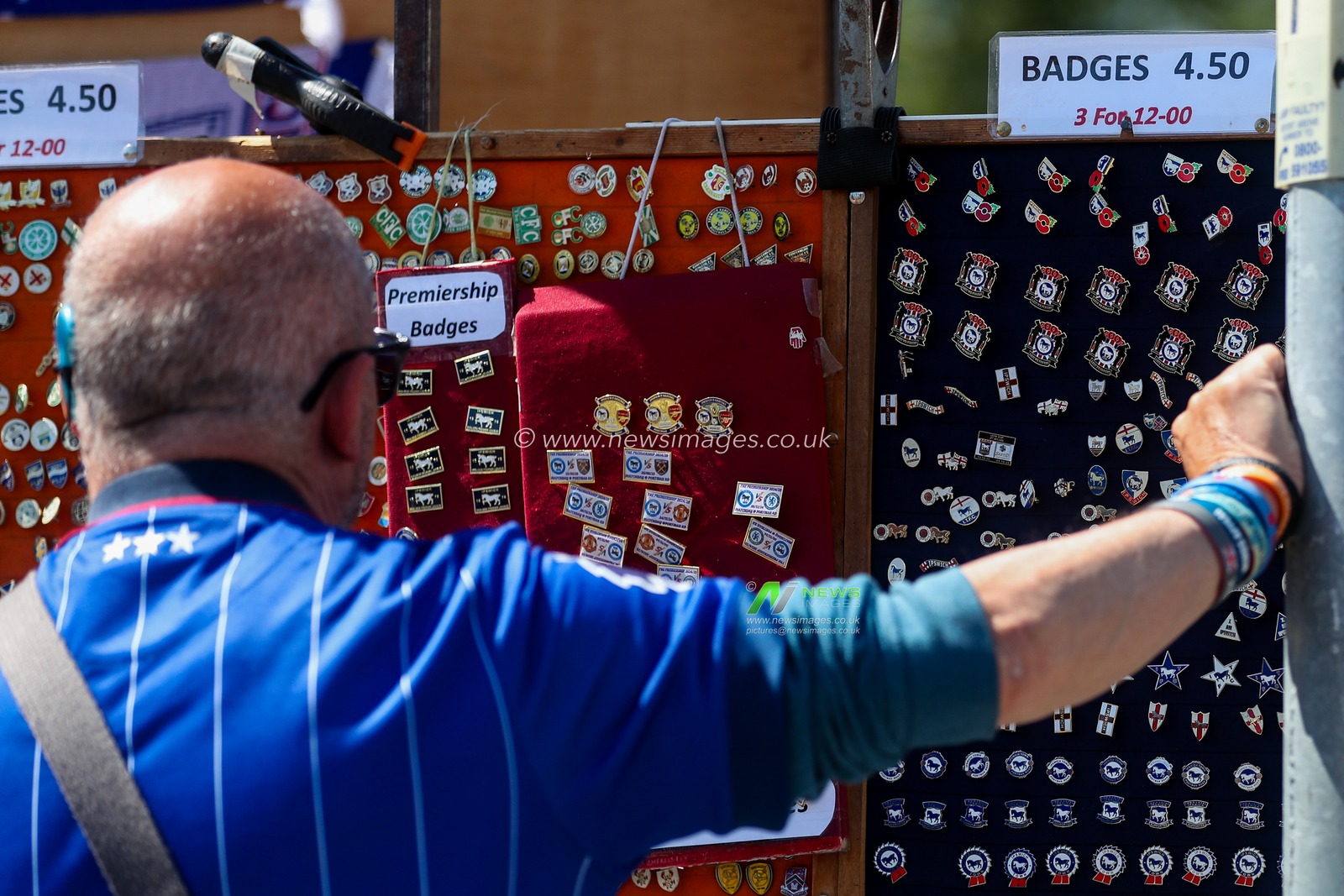 Ipswich Town fans buy merch prior to the Premier League match Ipswich Town vs Brentford at Portman Road, Ipswich, United Kingdom, 10th May 2025

(Photo by Izzy Poles/News Images)