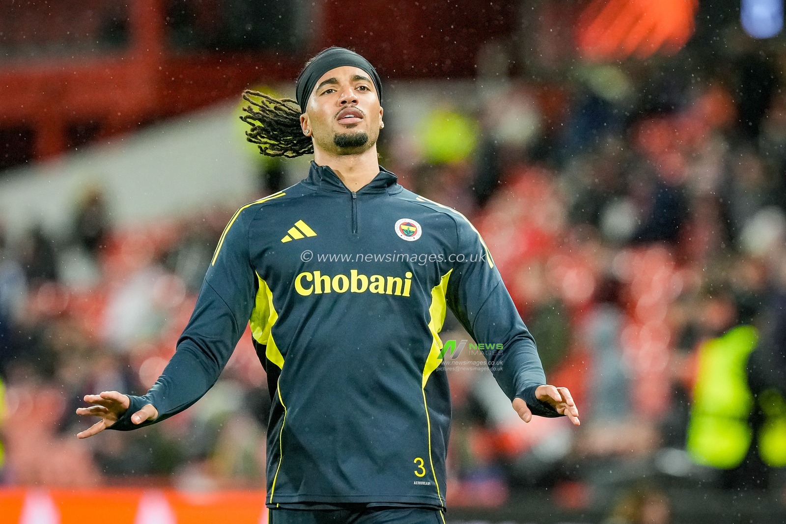 Archie Brown of Fenerbahce in the pregame warmup session  during the UEFA Europa League 
Knockout Round Play-offs match Nottingham Forest vs Fenerbahce at City Ground, Nottingham, United Kingdom on 26 February 2026

(Photo by Maynard Manyowa/News Images)
