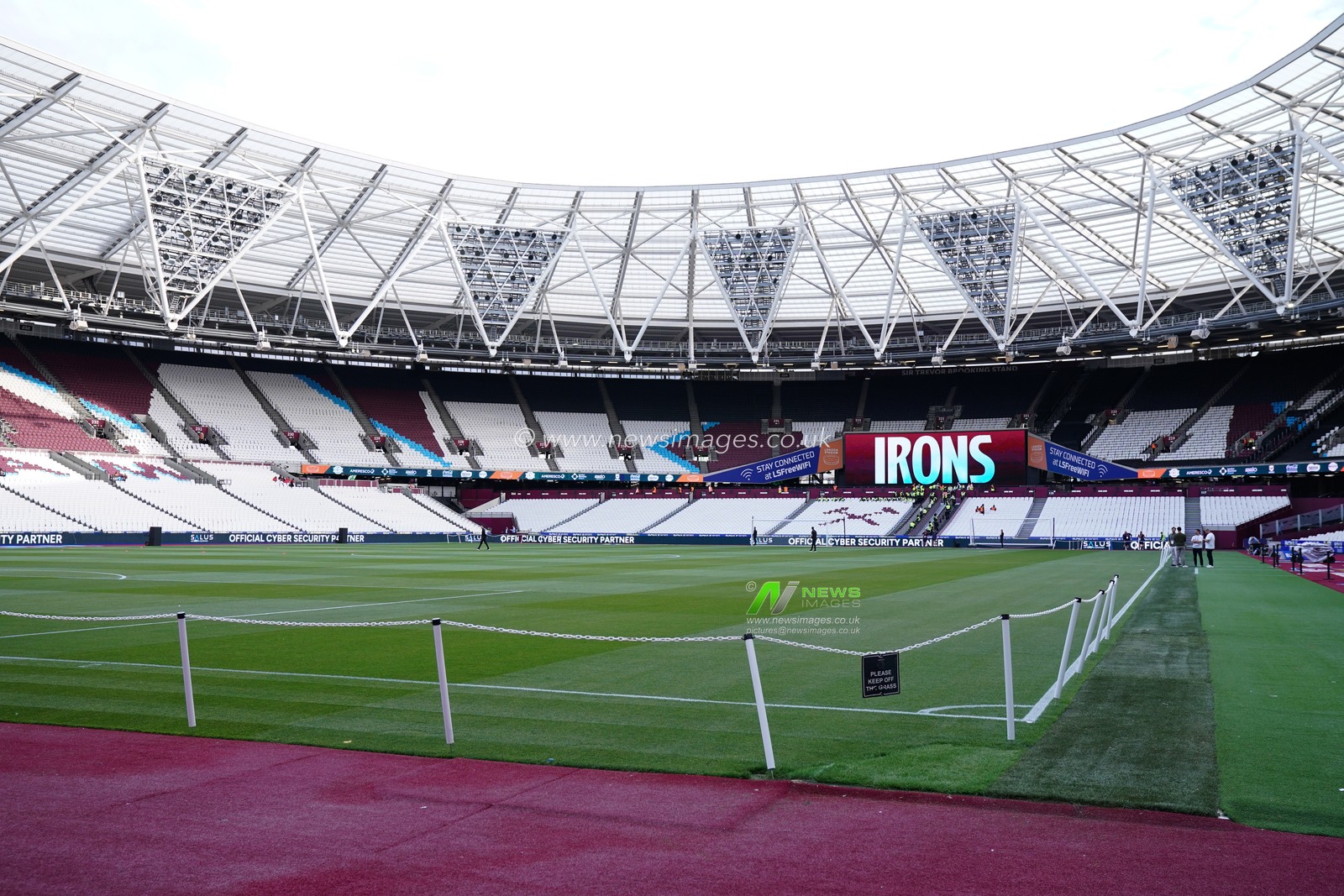General view of the London stadium ahead of the Sky Bet Championship match West Ham United vs Wolverhampton Wanderers at London Stadium, London, United Kingdom on 01 September 2026

(Photo by Harvey Murphy/News Images)