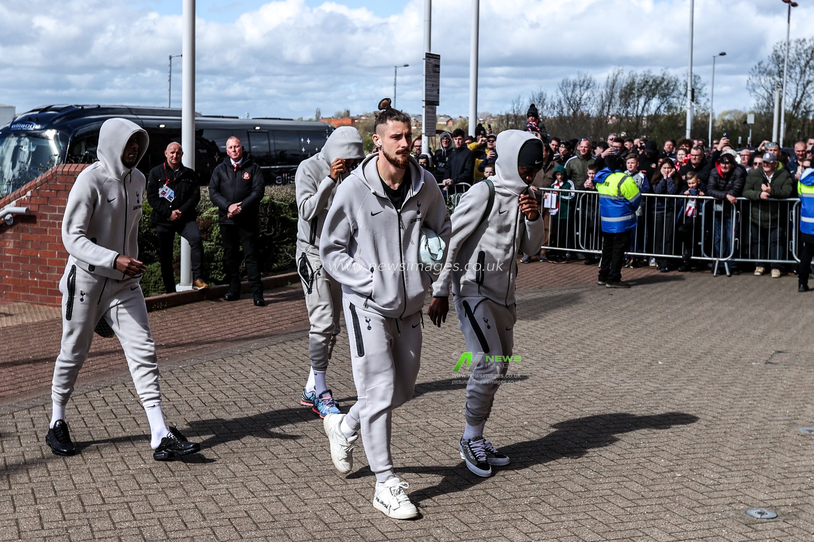 Radu Dragusin of Tottenham Hotspur arrives during the Premier League match Sunderland vs Tottenham Hotspur at Stadium Of Light, Sunderland, United Kingdom on 12 April 2026

(Photo by Alfie Cosgrove/News Images)
