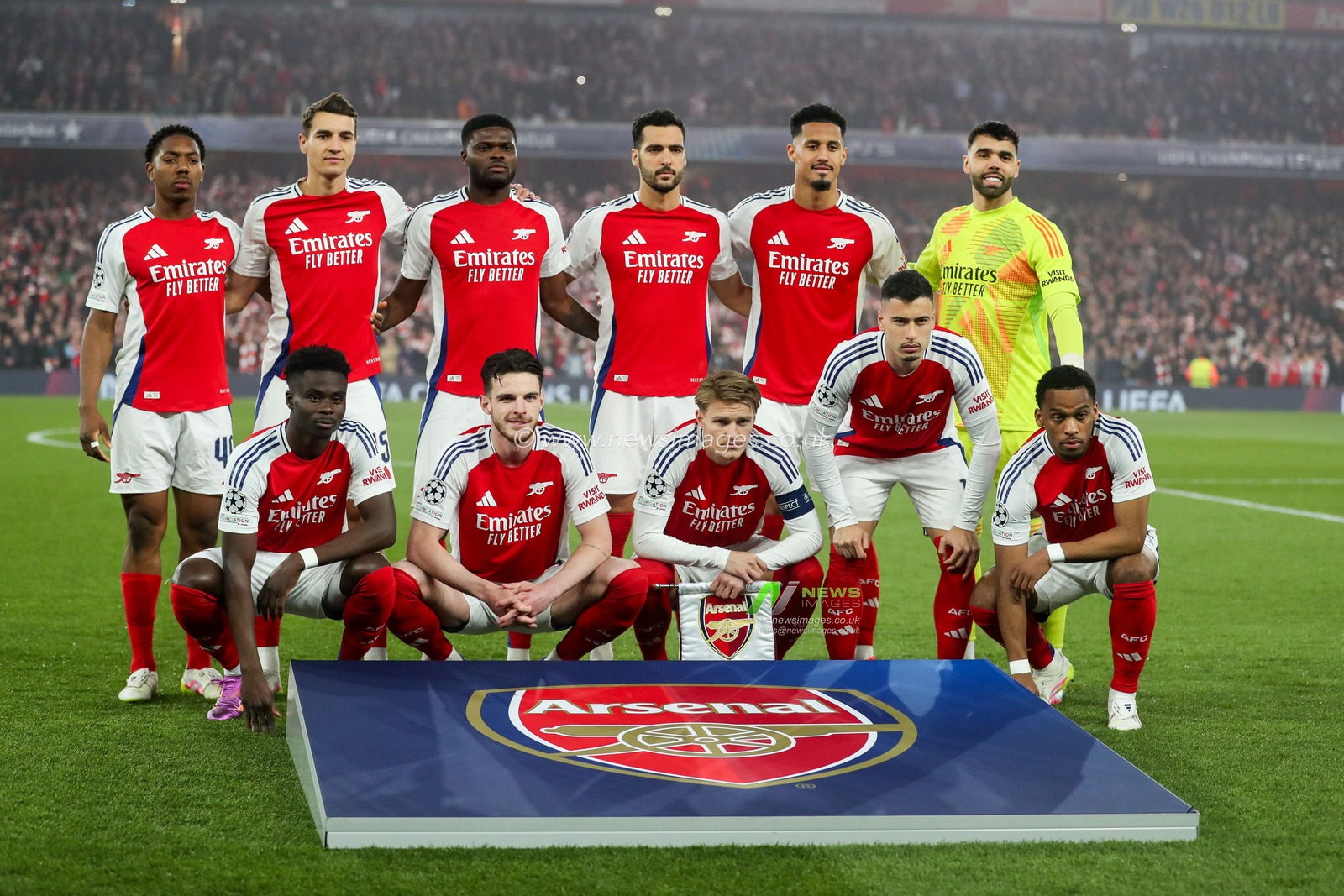 Arsenal pose for a team photo prior to during the UEFA Champions League Quarter-finals match Arsenal vs Real Madrid at Emirates Stadium, London, United Kingdom, 8th April 2025

(Photo by Izzy Poles/News Images)