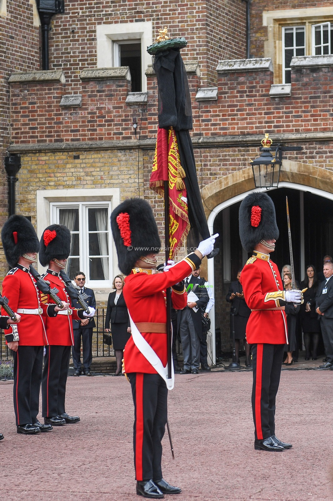 The Kings Guard at St James Palace as Charles III proclaimed King .
Day 2 Queens passing at St James Palace , London, United Kingdom, 10th September 2022

(Photo by Mike Jones/News Images)