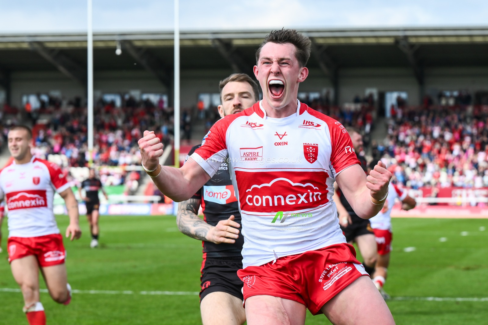 Jack Broadbent of Hull KR celebrates his try during the Betfred Super League Round 10 match Hull KR vs St Helens at Sewell Group Craven Park, Kingston upon Hull, United Kingdom, 4th May 2024

(Photo by Craig Thomas/News Images)