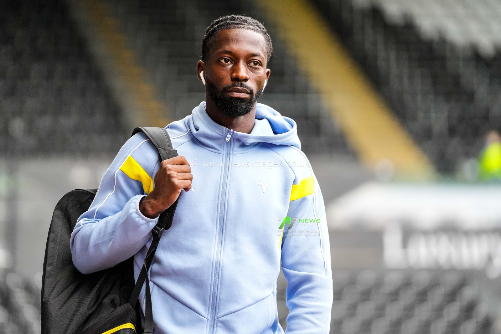 Omar Traore of Watford arrives at the Swansea.com Stadium ahead of  the Sky Bet Championship match Swansea City vs Watford at Swansea.com Stadium, Swansea, United Kingdom on 01 September 2026

(Photo by Andrew Lewis/News Images)