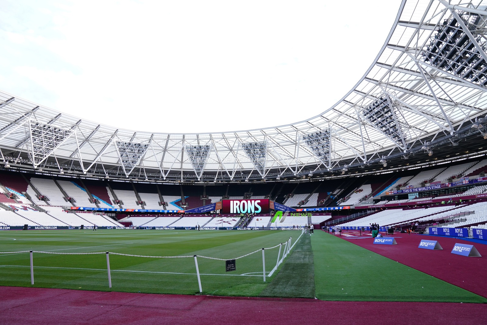 General view of the London stadium ahead of the Sky Bet Championship match West Ham United vs Wolverhampton Wanderers at London Stadium, London, United Kingdom on 01 September 2026

(Photo by Harvey Murphy/News Images)