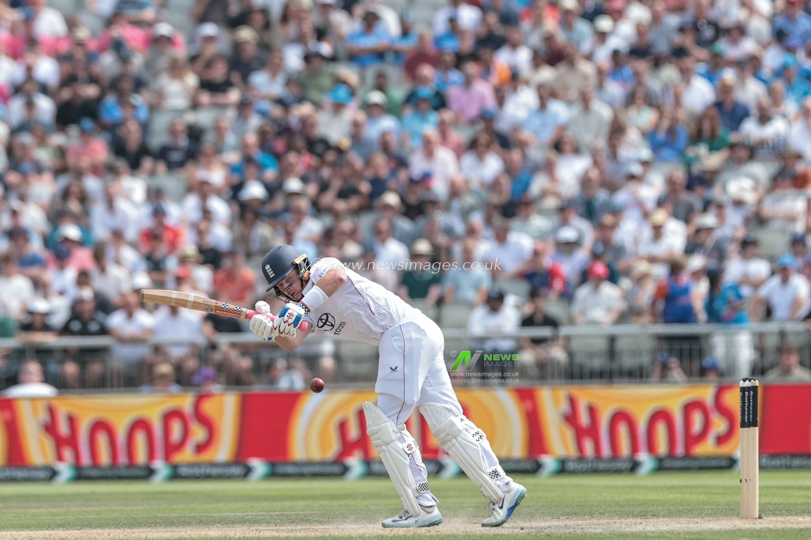 Ollie Pope of England hits a four (4) during the 4th Rothesay Test Match match Day 3 England vs India at Old Trafford Cricket Ground, Manchester, United Kingdom, 25th July 2025

(Photo by Mark Cosgrove/News Images)
