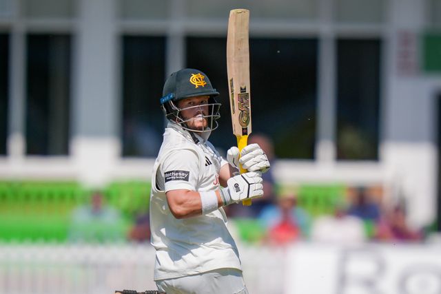 Ben Duckett attempts a pull shot during Leicestershire County Cricket Club vs Nottinghamshire County Cricket Club in Country Cricket Division One Day 1 at Grace Road, Leicester, United Kingdom on 01 May 2026

(Photo by Maynard Manyowa/News Images)