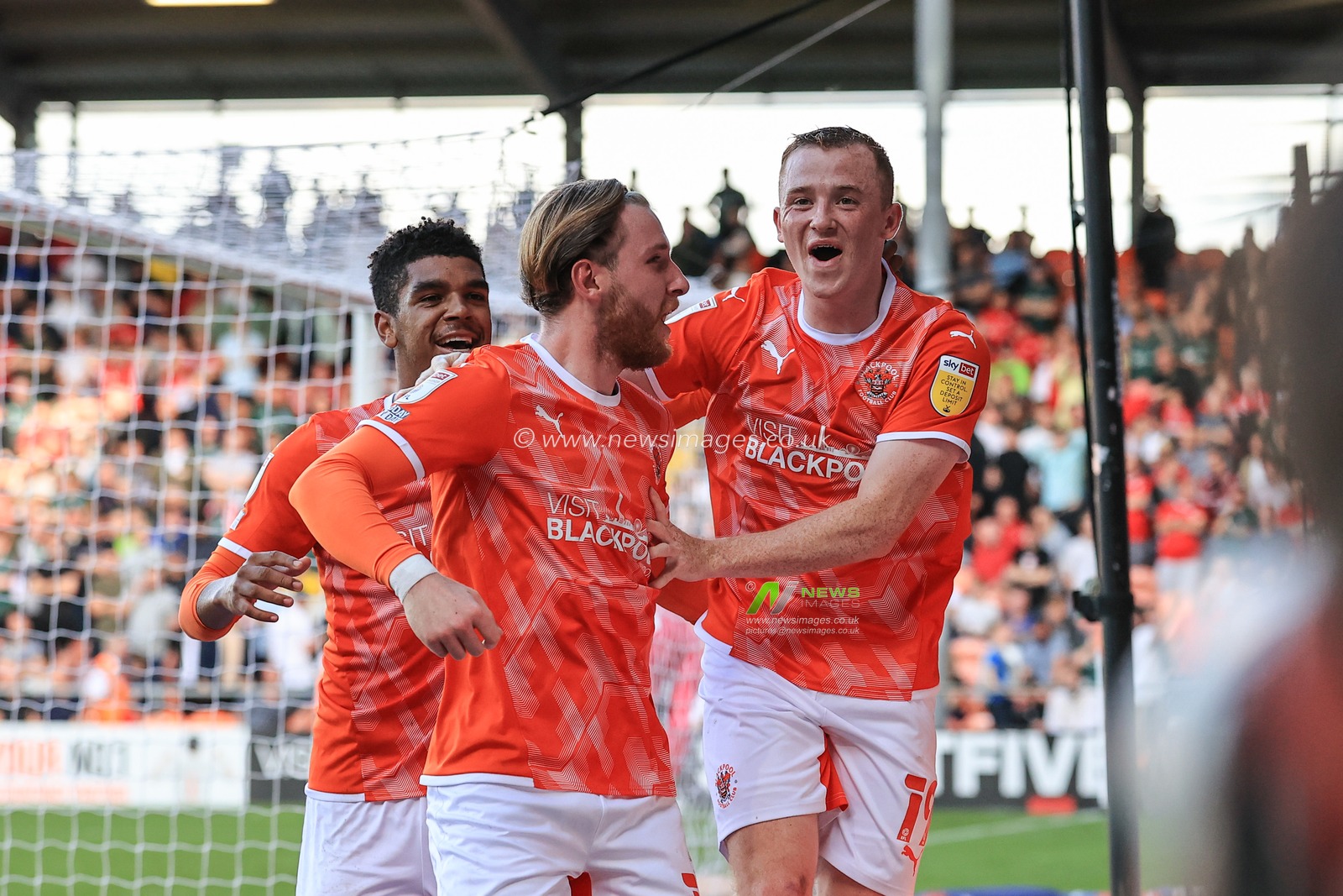 Shayne Lavery #19 of Blackpool celebrates his goal to make it 1-0