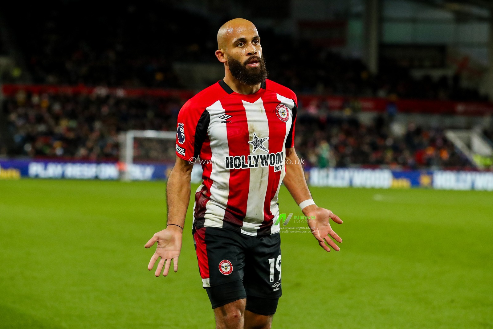 Bryan Mbeumo of Brentford reacts during the Premier League match Brentford vs Arsenal at The Gtech Community Stadium, London, United Kingdom, 1st January 2025

(Photo by Izzy Poles/News Images)