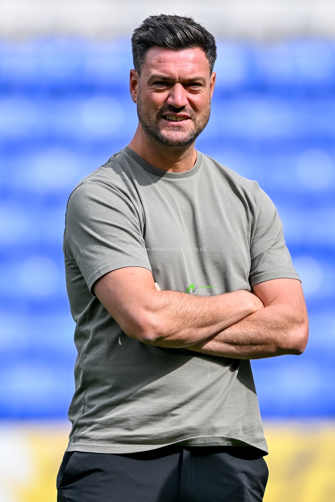 Johnnie Jackson, manager of AFC Wimbledon, during the Sky Bet League 1 match Bolton Wanderers vs AFC Wimbledon at Toughsheet Community Stadium, Bolton, United Kingdom, 6th September 2025

(Photo by Adam Gee/News Images)