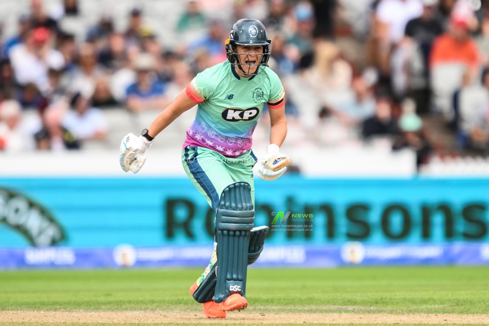 Paige Scholfield of Oval Invincibles calls no runs during the The Hundred match Manchester Originals Women vs Oval Invincibles Women at Old Trafford, Manchester, United Kingdom, 6th August 2024

(Photo by Craig Thomas/News Images)