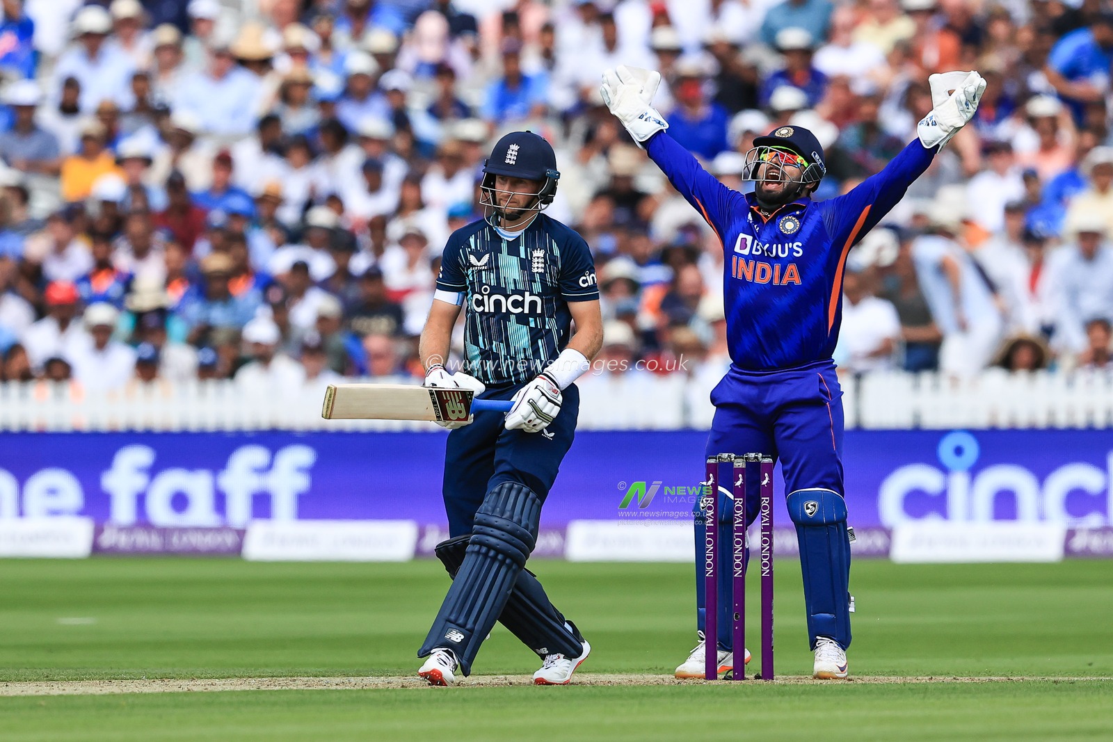 Joe Root of England is caught LBW by Yuzvendra Chahal of India