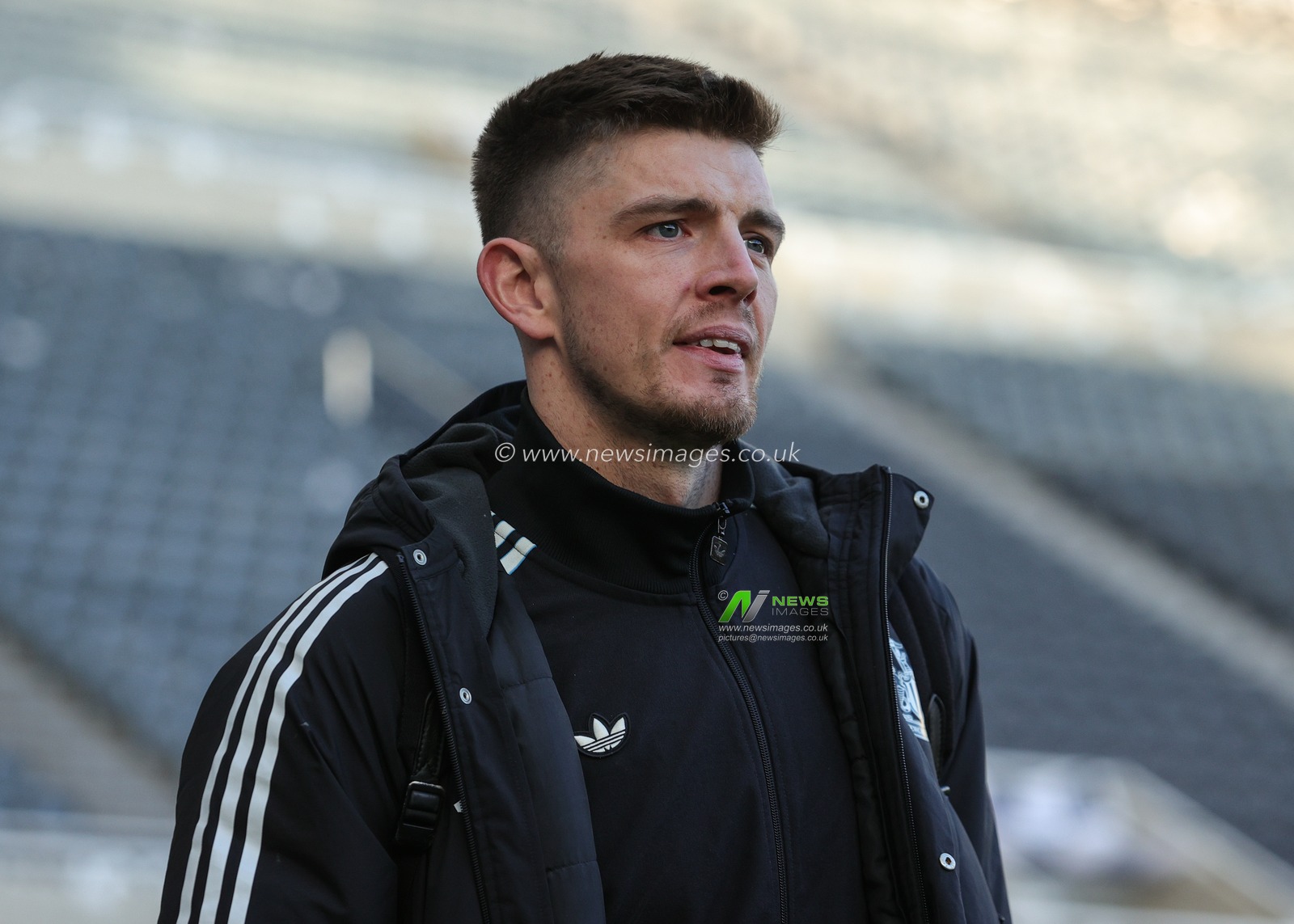 Newcastle United Nick Pope goalkeeper arrives ahead of  the Emirates FA Cup Third Round match Newcastle United vs Bournemouth at St. James's Park, Newcastle, United Kingdom, 10th January 2026

(Photo by Richard Bierton/News Images)