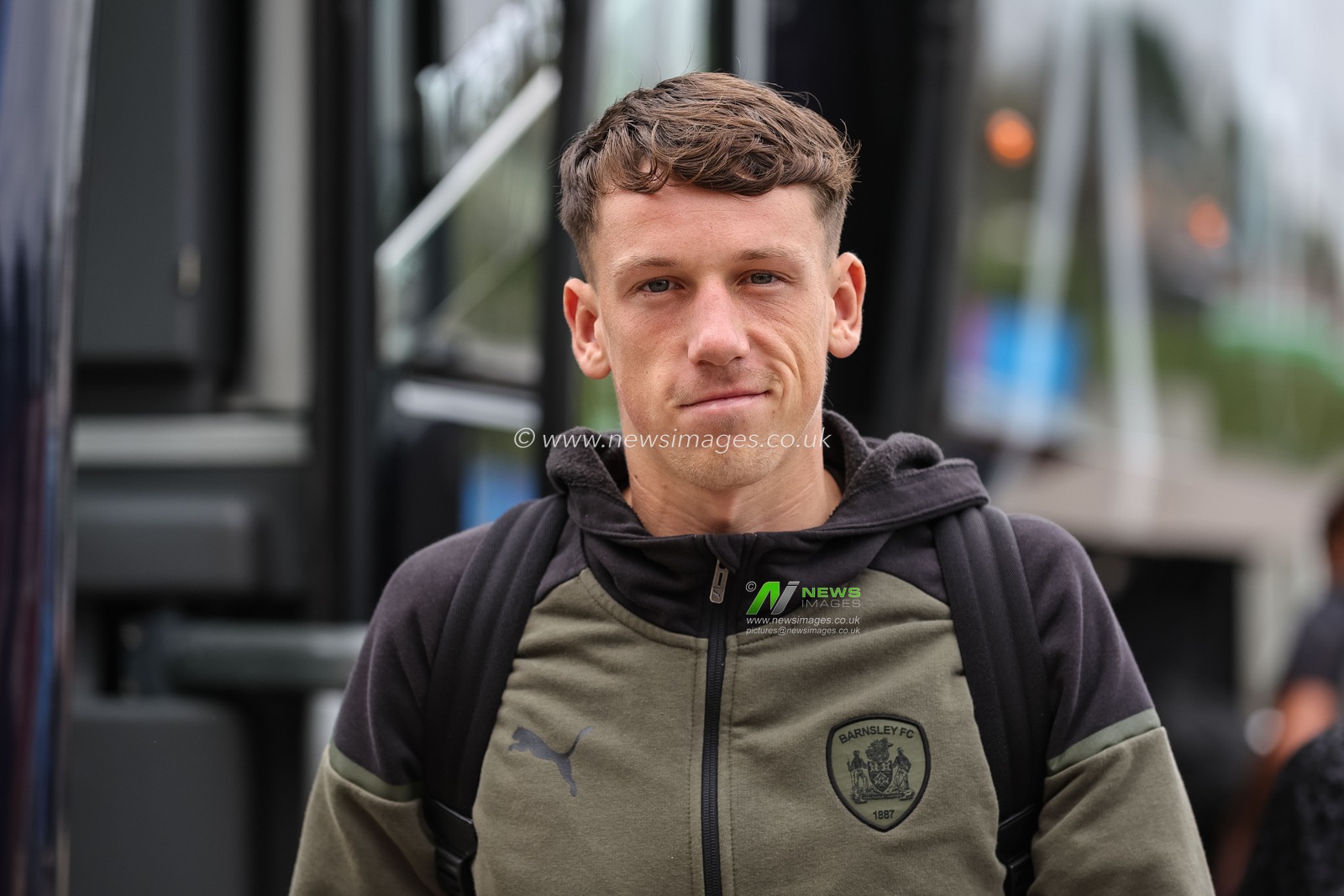 MaÃ«l de Gevigney #6 of Barnsley arrives during the Sky Bet League 1 match Cheltenham Town vs Barnsley at The Jonny-Rocks Stadium, Cheltenham, United Kingdom, 2nd September 2023

(Photo by Mark Cosgrove/News Images)