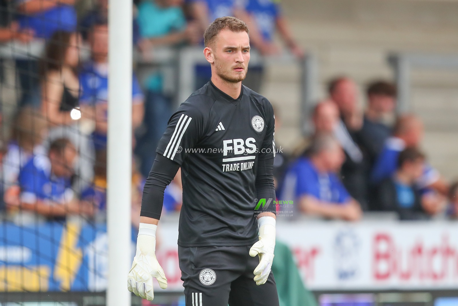 Jakub Stolarczyk #41 of Leicester City during the pre-game warm up ahead of the Carabao Cup match Burton Albion vs Leicester City at Pirelli Stadium, Burton upon Trent, United Kingdom, 9th August 2023

(Photo by Gareth Evans/News Images)