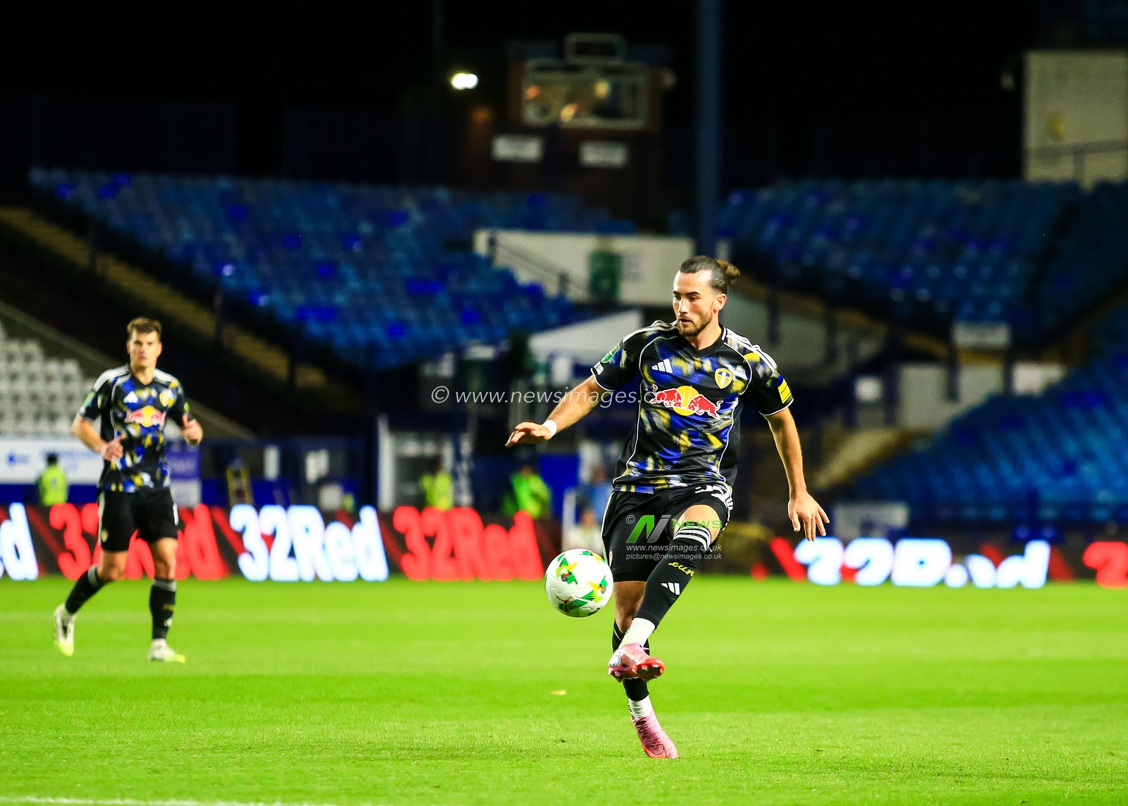 Jack Harrison of Leeds United controls the ball during the Carabao Cup match Sheffield Wednesday vs Leeds United at Hillsborough, Sheffield, United Kingdom, 26th August 2025

(Photo by Richard Bierton/News Images)
