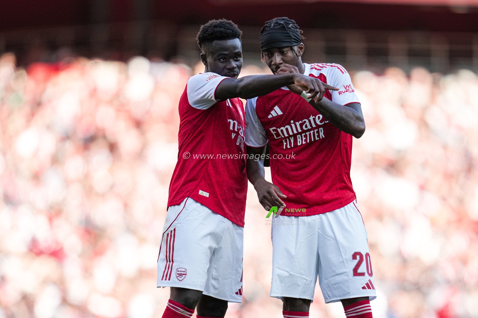 Bukayo Saka of Arsenal and Noni Madueke of Arsenal during the Pre-season friendly match Arsenal vs Athletic Bilbao at Emirates Stadium, London, United Kingdom, 9th August 2025

(Photo by Harvey Murphy/News Images)