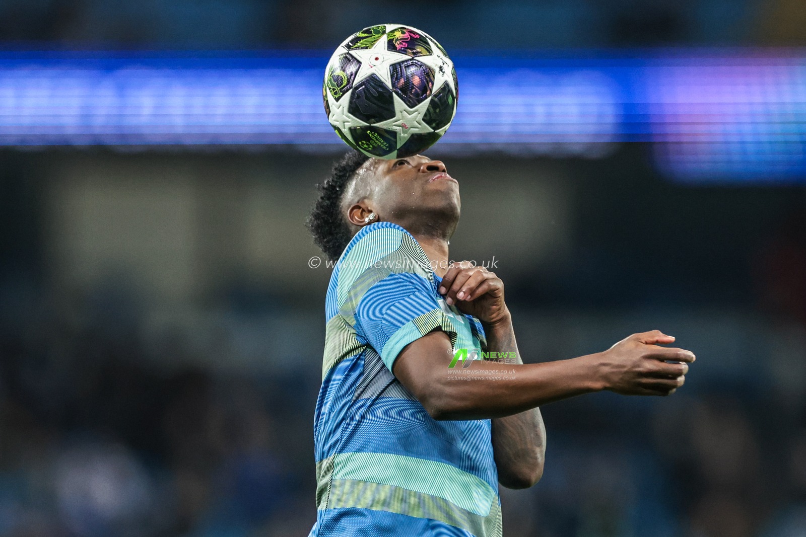 Vinicius Junior of Real Madrid in the pregame warmup session during the UEFA Champions League last 16 second leg match Manchester City vs Real Madrid at The City of Manchester Stadium, Manchester, United Kingdom on 17 March 2026

(Photo by Mark Cosgrove/News Images)