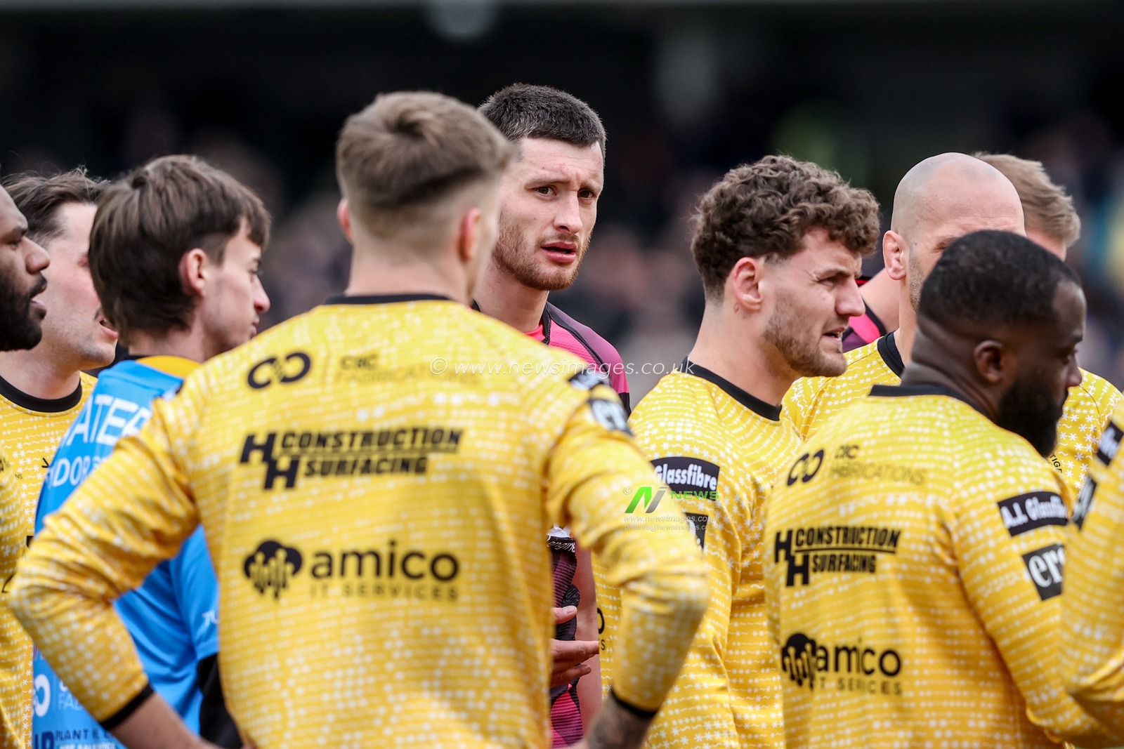 Sam Wood of Castleford Tigers during pre-game warm up during the Betfred Super League Round 3 match Leeds Rhinos vs Castleford Tigers at Headingley Stadium, Leeds, United Kingdom, 2nd March 2025

(Photo by Alfie Cosgrove/News Images)