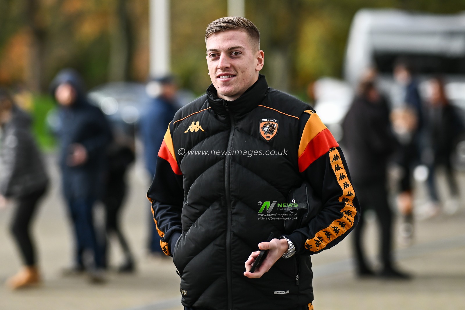 Liam Delap #20 of Hull City arrives ahead of the Sky Bet Championship match Hull City vs Huddersfield Town at MKM Stadium, Hull, United Kingdom, 11th November 2023

(Photo by Craig Thomas/News Images)