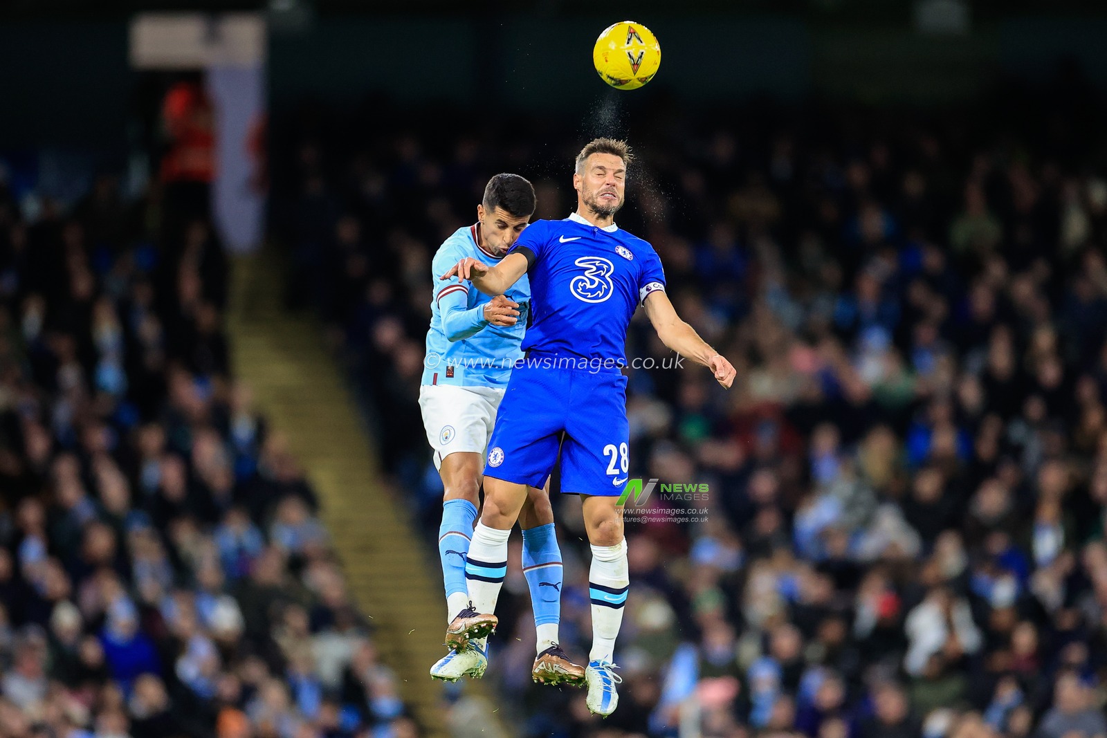 CÃ©sar Azpilicueta #28 of Chelsea and JoÃ£o Cancelo #7 of Manchester City go for the header during the Emirates FA Cup Third Round match Manchester City vs Chelsea at Etihad Stadium, Manchester, United Kingdom, 8th January 2023

(Photo by Conor Molloy/News Images)