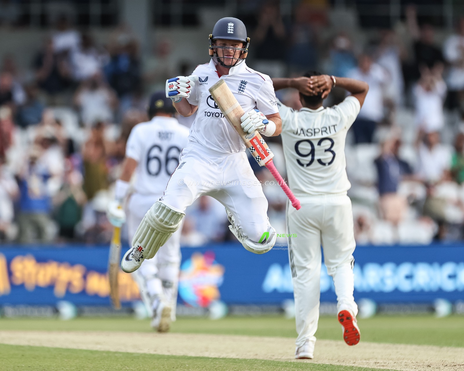 Ollie Pope of England celebrates a century (100 runs) during the 1st Rothesay Test Match Day 2 England vs India at Headingley Cricket Ground, Leeds, United Kingdom, 21st June 2025

(Photo by Mark Cosgrove/News Images)