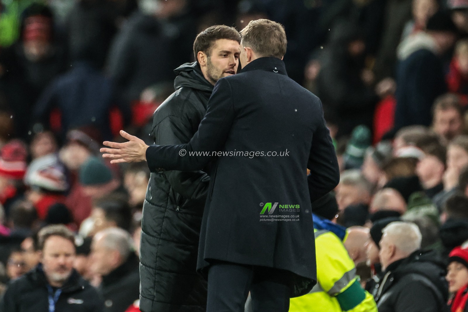 Darren Fletcher interim head coach of Manchester United shakes hands with Fabian Hurzeler manager of Brighton & Hove Albion after the game during the Emirates FA Cup Third Round match Manchester United vs Brighton and Hove Albion at Old Trafford, Manchester, United Kingdom, 11th January 2026

(Photo by Mark Cosgrove/News Images)